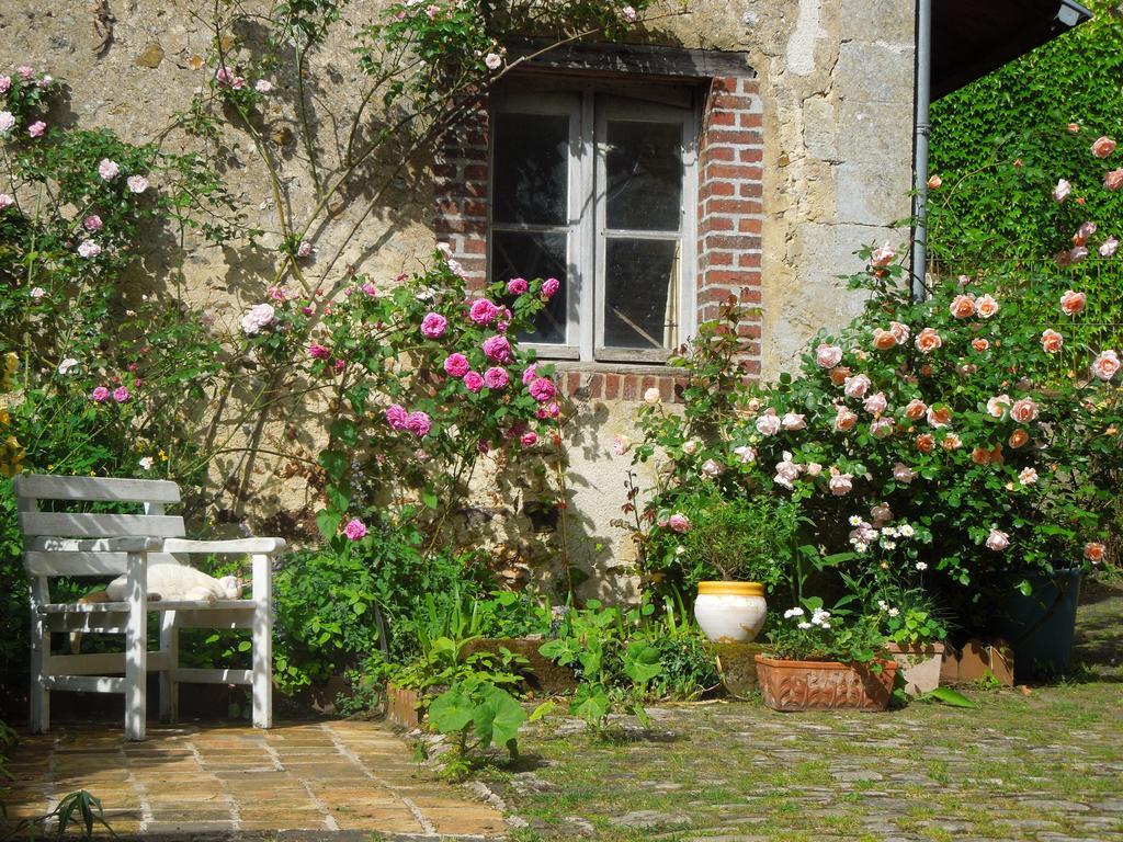 Carrefour De L'Ormeau Bed & Breakfast Mondoubleau Eksteriør bilde