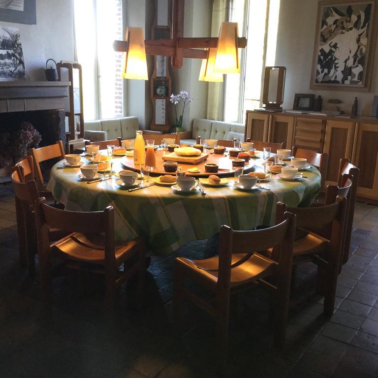 Carrefour De L'Ormeau Bed & Breakfast Mondoubleau Eksteriør bilde